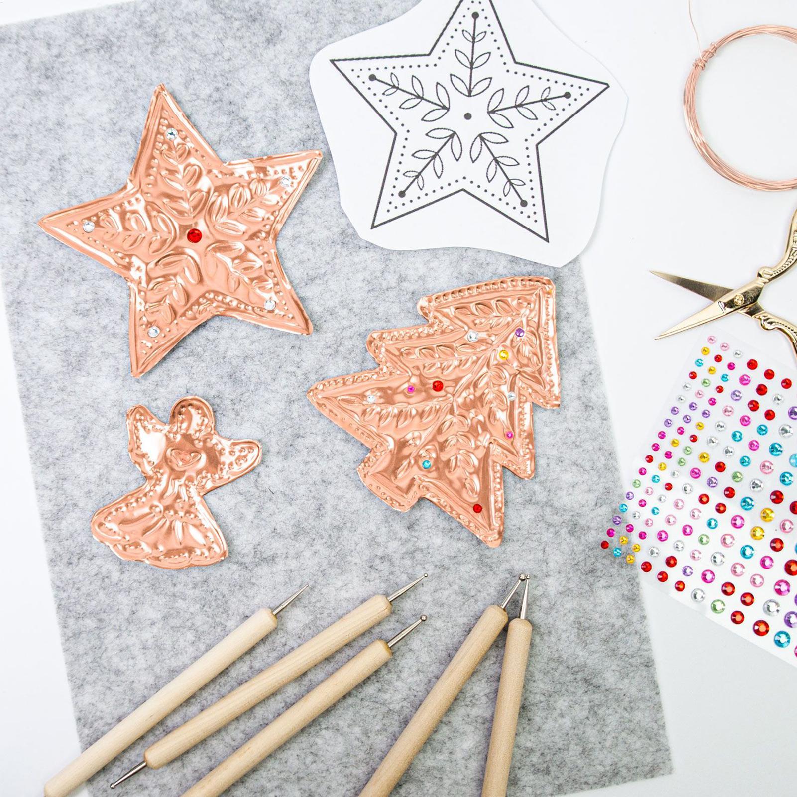 エンボス箔 8枚 アルミクラフト用品 エンボスシート 箔紙  - Art Craft Holiday のレビューと価格